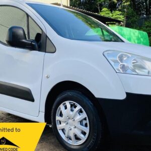 Used 2011 Peugeot Partner 1.6 HDi 850 S Panel Van 4dr Diesel Manual L1 (153 g/km, 90 bhp) for sale | Direct Vans Bolton Ltd