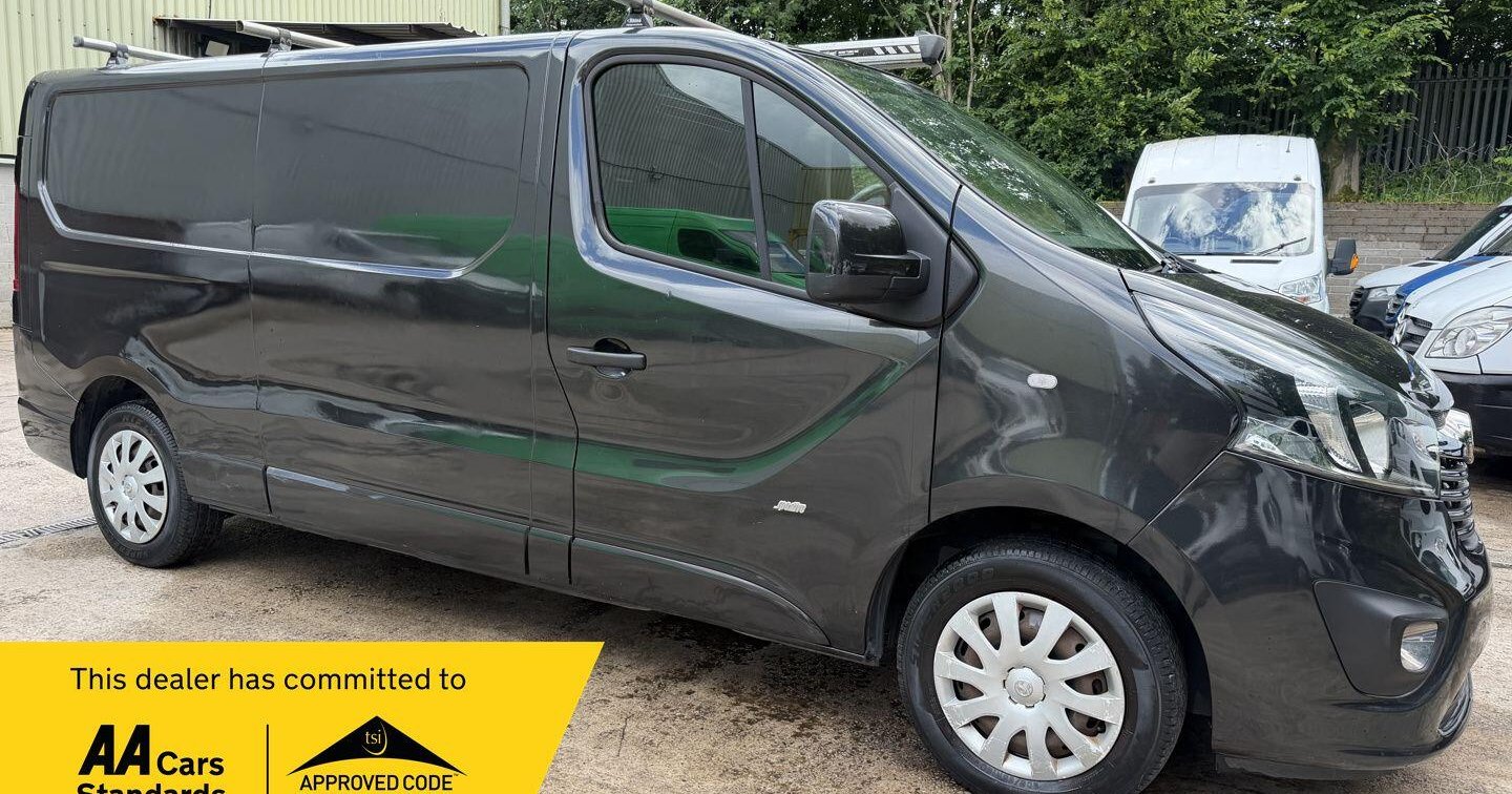 Used 2015 Vauxhall Vivaro 1.6 CDTi 2900 BiTurbo ecoFLEX Sportive Panel Van 5dr Diesel Manual L2 H1 Eu for sale | Direct Vans Bolton Ltd