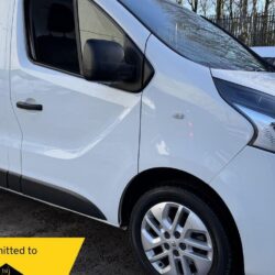 Used 2017 Renault Trafic 1.6 dCi ENERGY 27 Sport Nav Panel Van 5dr Diesel Manual SWB Standard Roof E for sale | Direct Vans Bolton Ltd